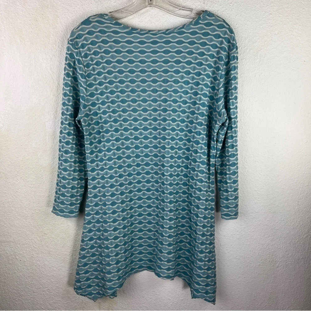 TIANELLO BY STEVE BARRAZA Turquoise & White shark bite tunic. ¾ sleeves